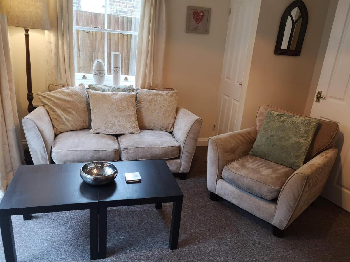 Coastal Escape Deal - 2 Bedroom House -Short Lets & Serviced Accommodation Exteriör bild